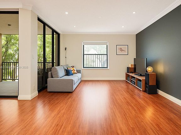 4th image of 2880 Carambola Cir S #2071