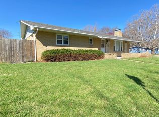 2311 Campbell Dr, Champaign, IL