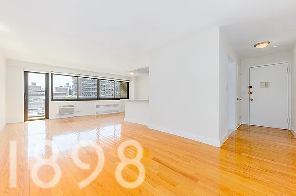 Rented by A&E Real Estate Management | media 15