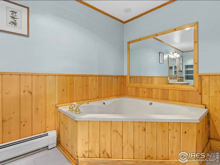245 Cyteworth Rd — Photo 7
