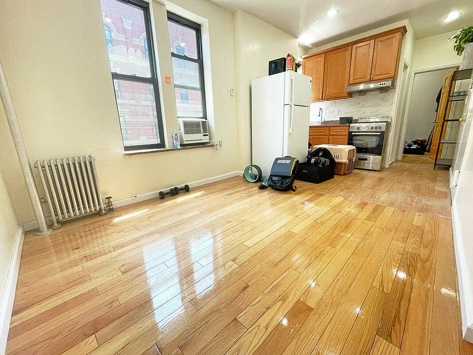 1st image of 115 Eldridge St #8