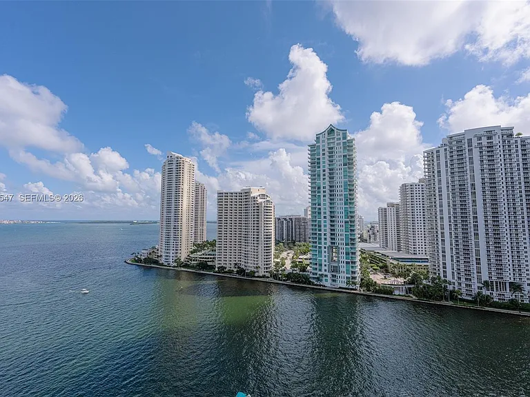 325 Biscayne Blvd #2119 — Photo 3