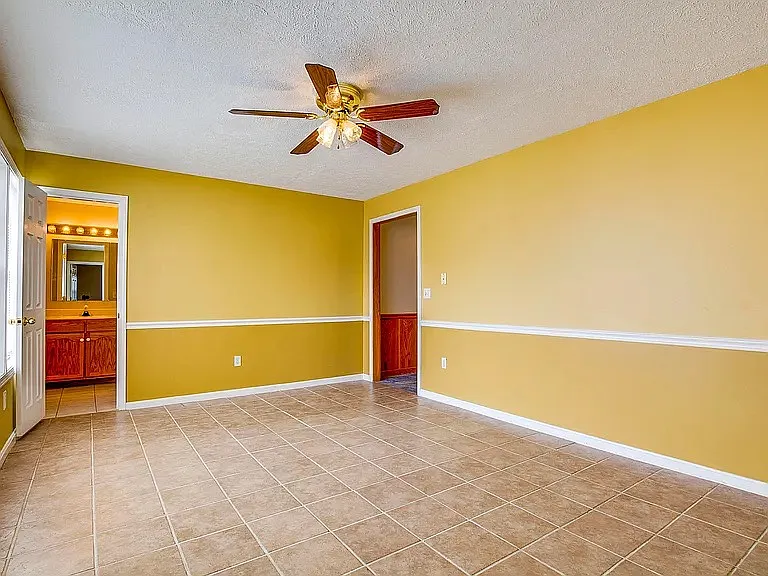 6004 Count Turf Dr — Photo 5