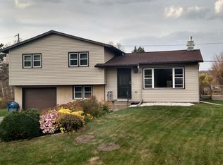 1533 Claudia Ave, La Crescent, MN 55947