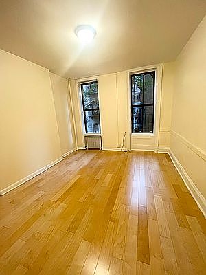 1st image of 87 Christopher St APT 1