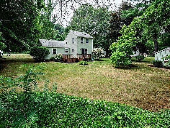 4th image of 1083 Edgell Rd