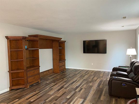 5th image of 1404 Timberbrook Dr