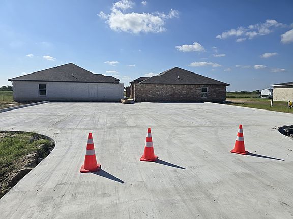 2nd image of 36186 State Highway 100 #B