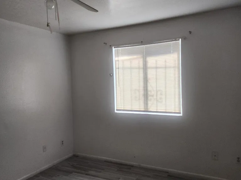 9222 N 35th Ave #9 — Photo 6