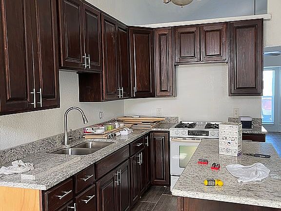3rd image of 10217 Silver Strand Pl