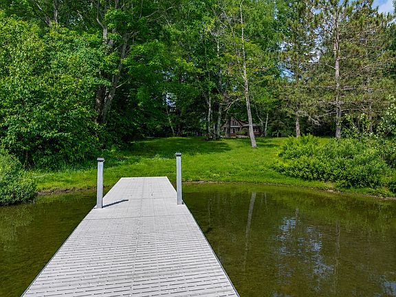 3rd image of 3116 Oneida Lake Rd