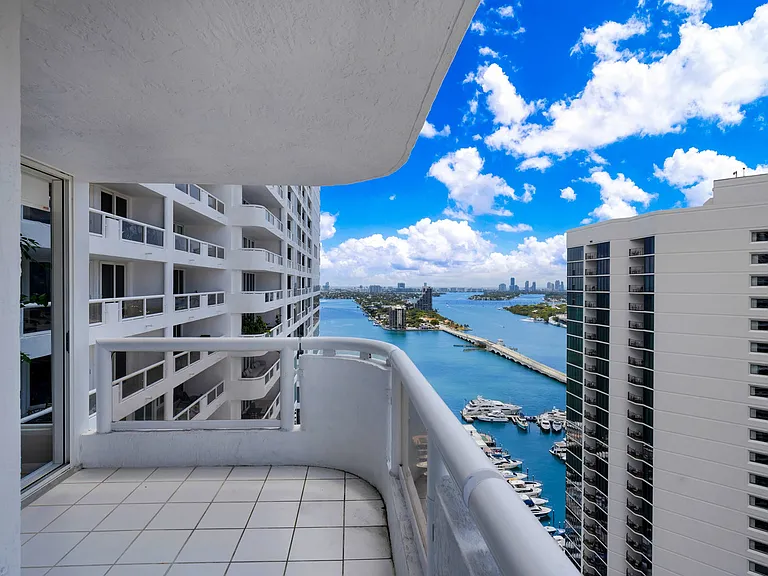 1717 N Bayshore Dr #ID1054125P — Photo 7