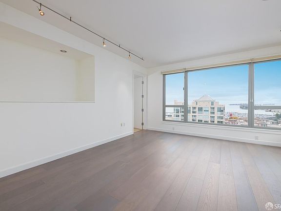 3rd image of 219 Brannan St Unit 12K