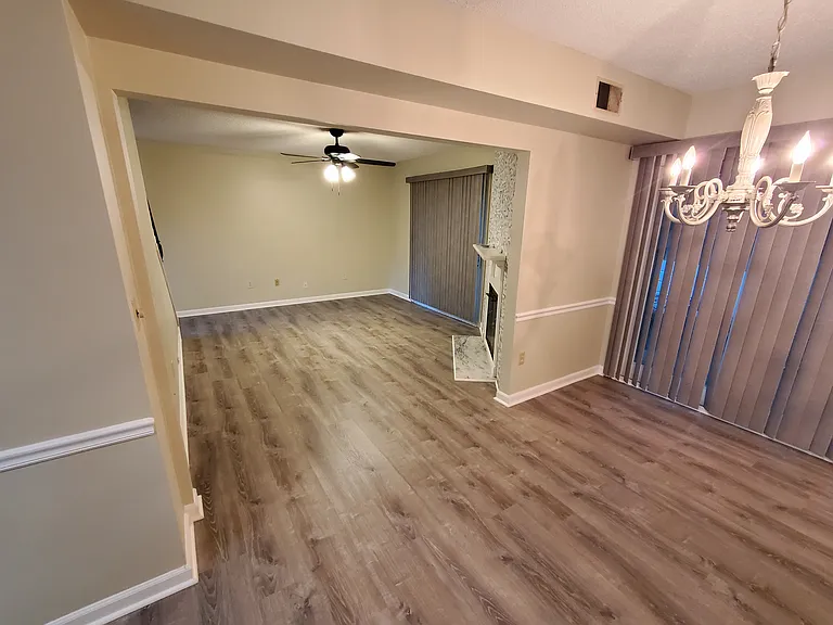 237 Timber Ct — Photo 3