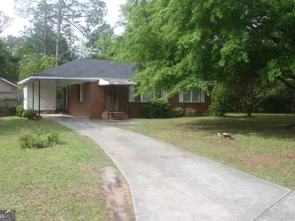 135 Briardale Ave, Warner Robins, GA 31093