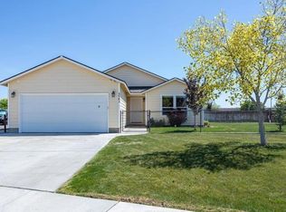 5503 Jackson Ln, Pasco, WA 99301