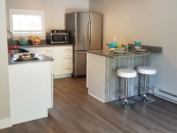 No Need for a Kitchen Table with a Built-In Breakfast Bar