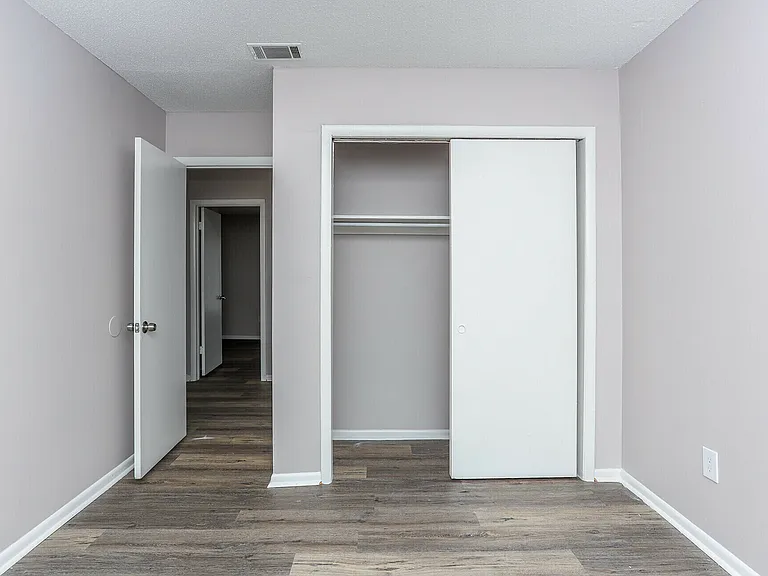 Brierwood Point Apartments — Photo 5