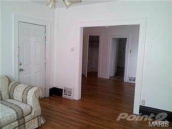 2nd image of 3534-3536 Giles Ave
