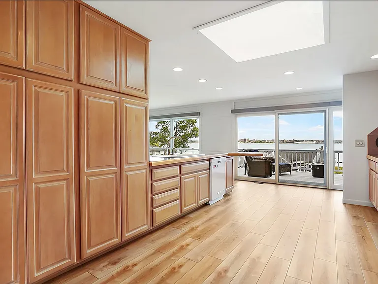777 Ruddiman Dr — Photo 14