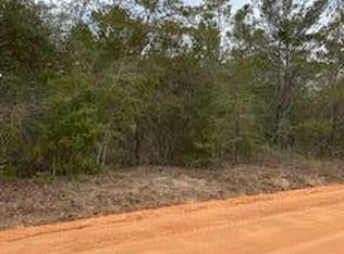 E Laurel Ln, Defuniak Springs, FL 32433