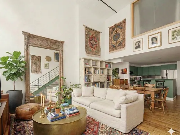 138 Broadway image 1 of 13