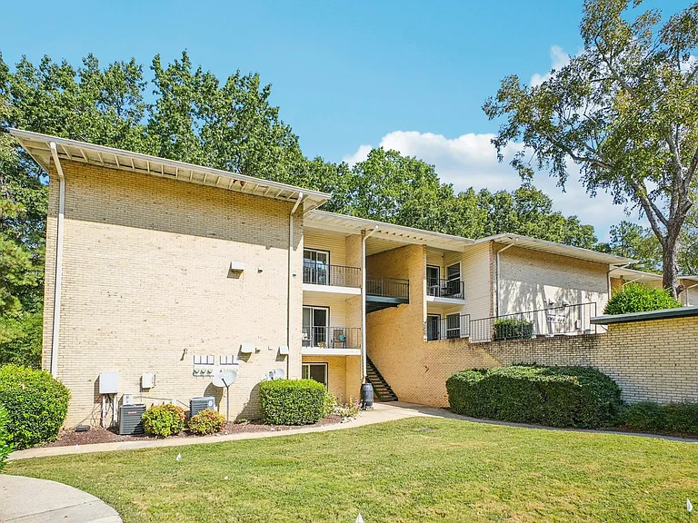 Spanish Trace Apartments — Photo 11