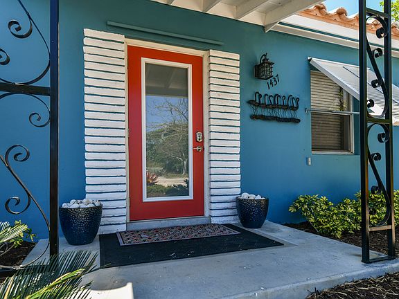 3rd image of 1437 NW 6th Ave