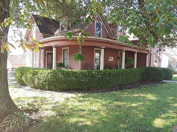 2nd image of 228 Richmond Ave