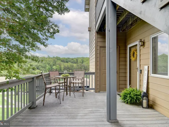 1103 Mariners Way APT 5, Huddleston, VA 24104
