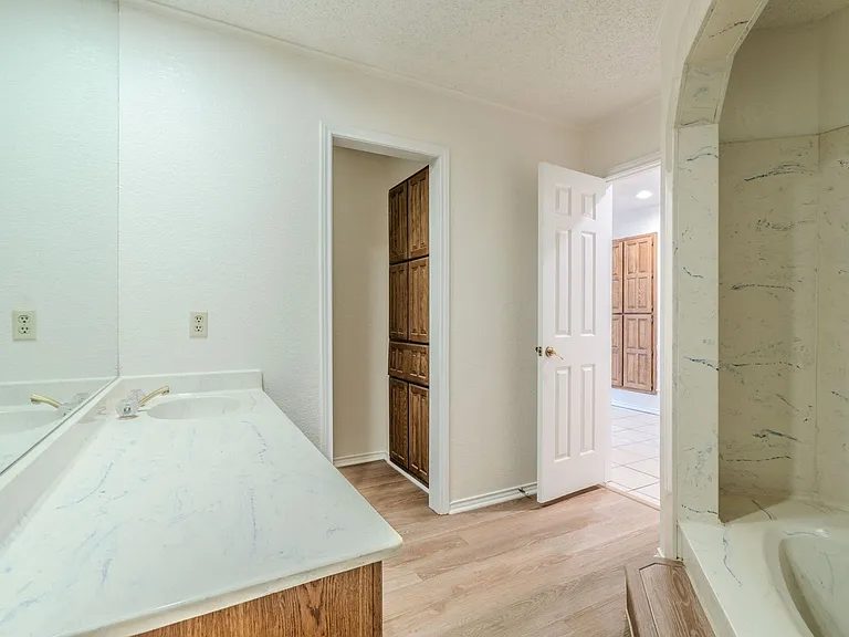 4501 Ridge North Rd — Photo 31