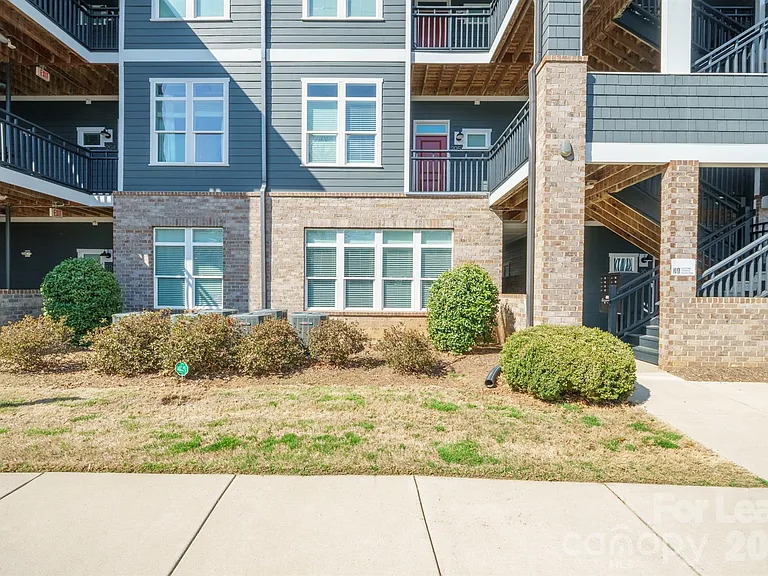 935 McAlway Rd — Photo 1
