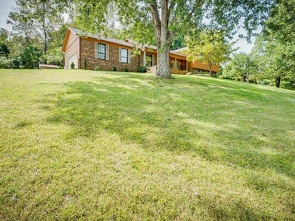 2nd image of 3116 Winesap Rd