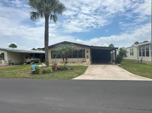 822 Village Dr #822, Sebring, FL 33872