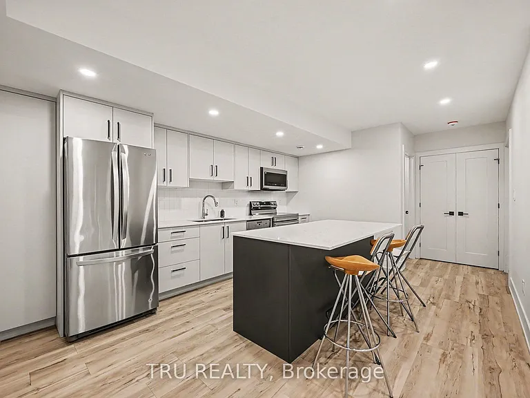 120 Glynn Ave #B — Photo 9