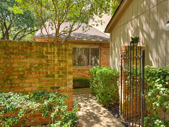 3rd image of 8300 Summerwood Dr