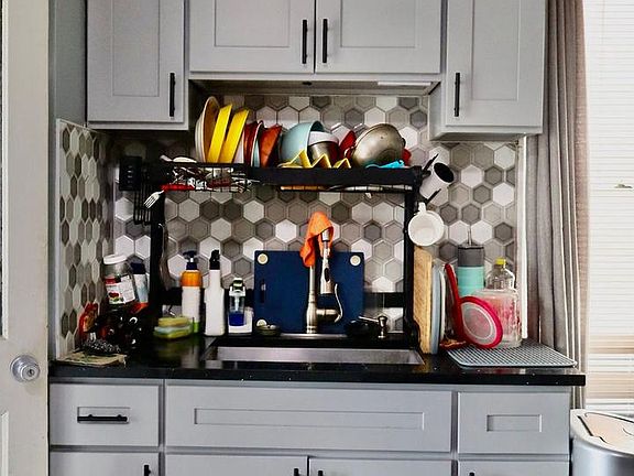 4th image of 3420 Penn Ave