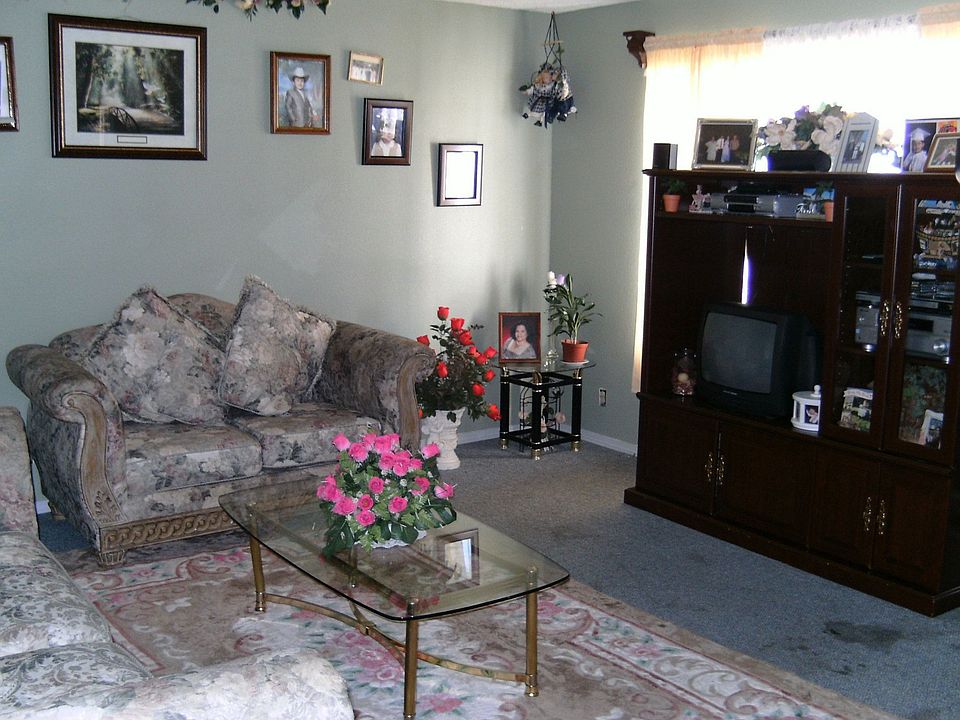2nd image of 848 Jack London Dr