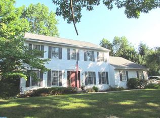 44 Downing Dr, Reading, PA 19610