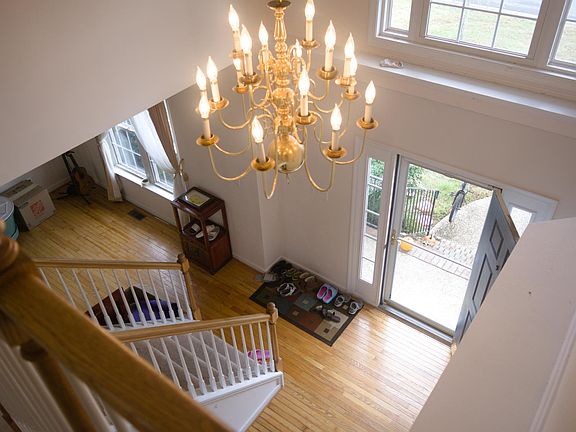 5th image of 11213 Oakstone Dr