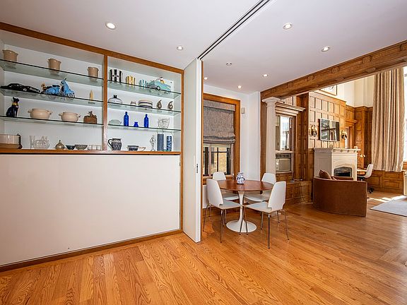 5th image of 1 W 67th St #716