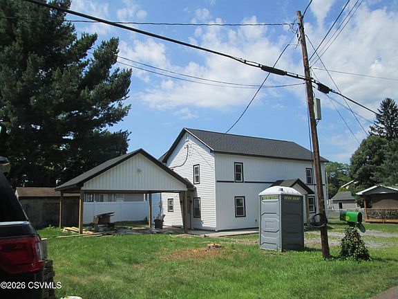 4th image of 338 Line St