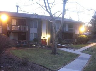 15 Country Club Ln, Pomona, NY 10970