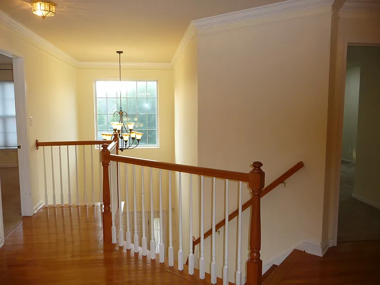 220 Roosevelt Dr — Photo 33