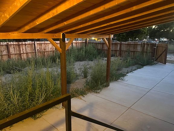 4th image of 351 W Greenway Ave #351