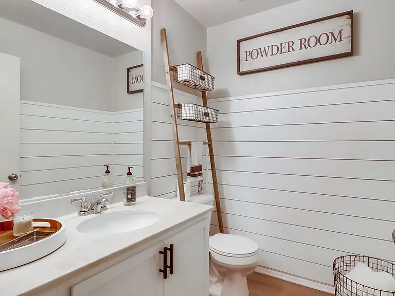 1423 Shearwater St #2 — Photo 27