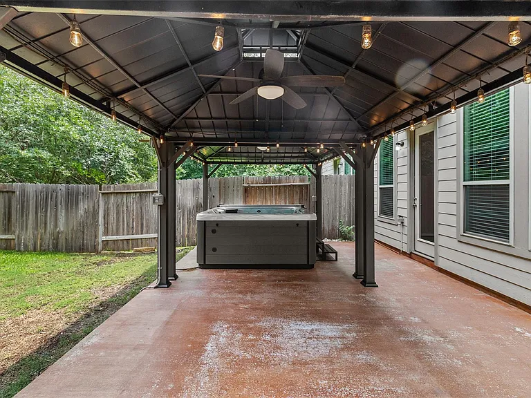 134 Moon Dance Ct — Photo 33