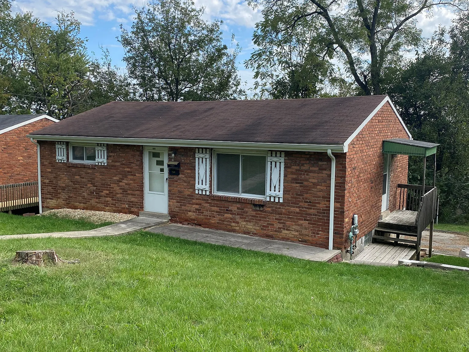 2 bed, 925 sqft, $1,350 — Photo 2