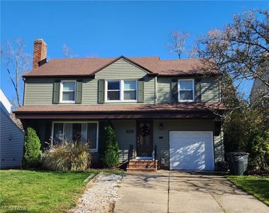 1293 Brainard Rd, Lyndhurst, OH, 44124