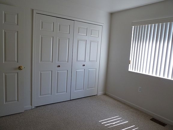 4th image of 6176 Nightingale St